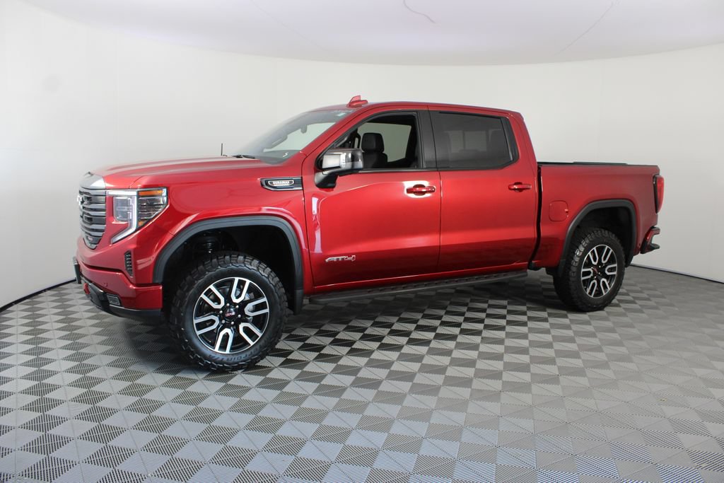 Used 2024 GMC Sierra 1500 AT4 w/ Technology Package AWD/4WD image 2