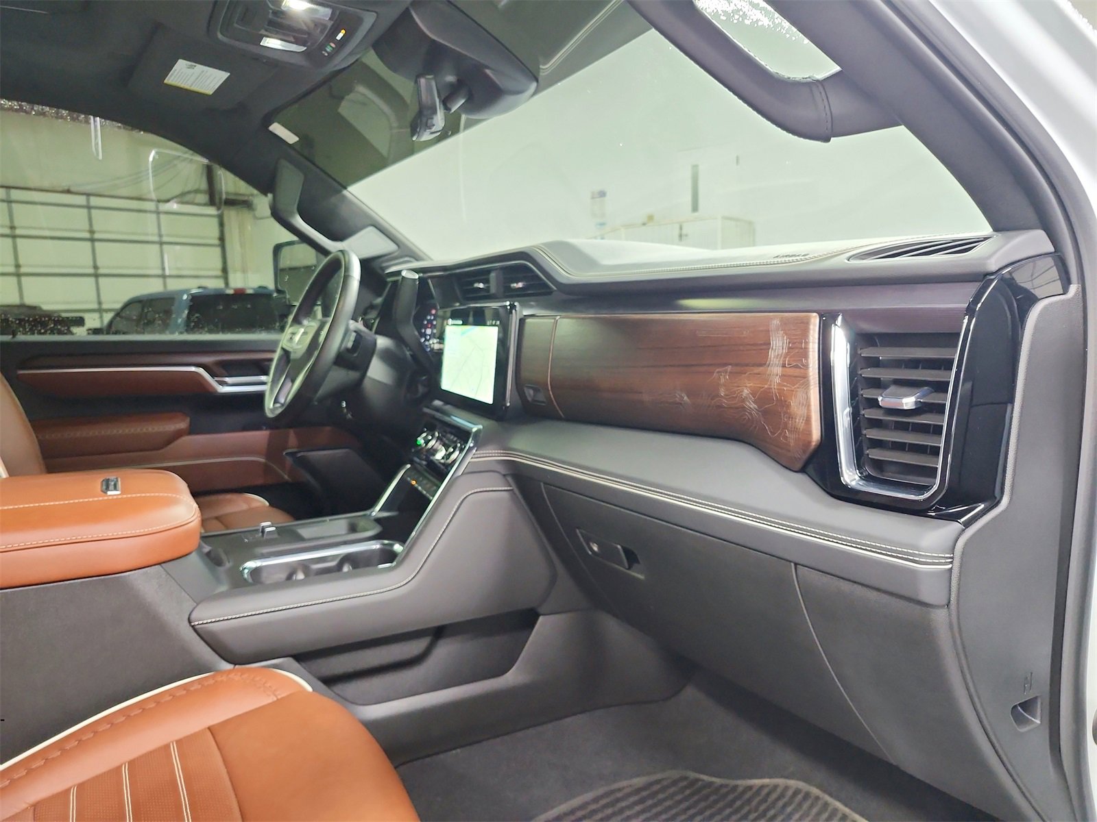 Used 2025 GMC Sierra 2500 Denali Ultimate w/ Max Trailering Package image 36