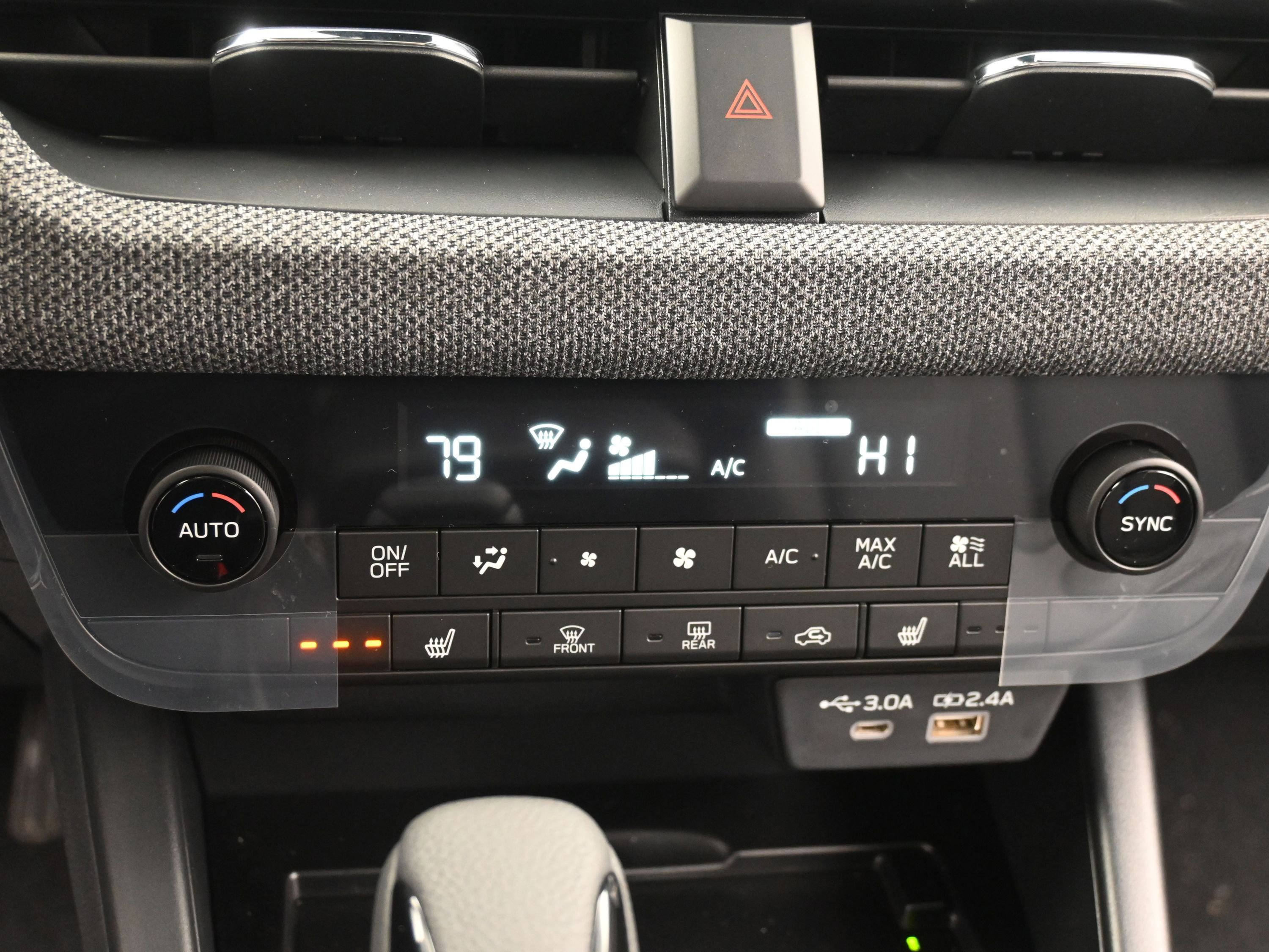 New 2026 Subaru Outback Limited AWD/4WD image 35