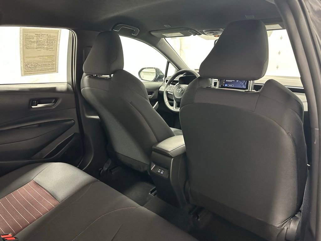 Used 2025 Toyota Corolla SE image 54