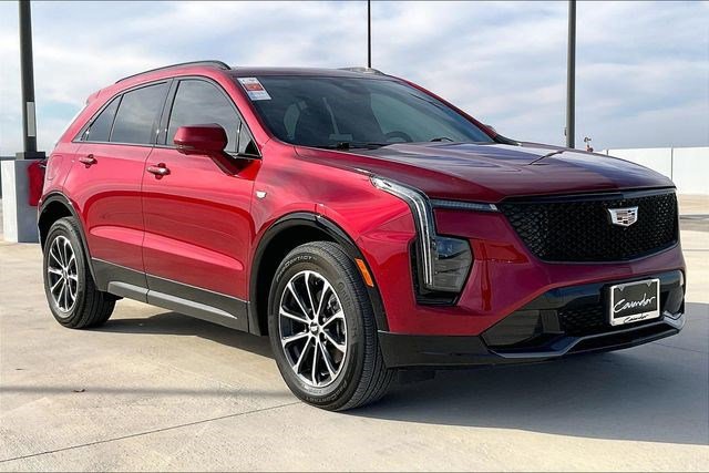 Used 2025 Cadillac XT4 Sport image 13