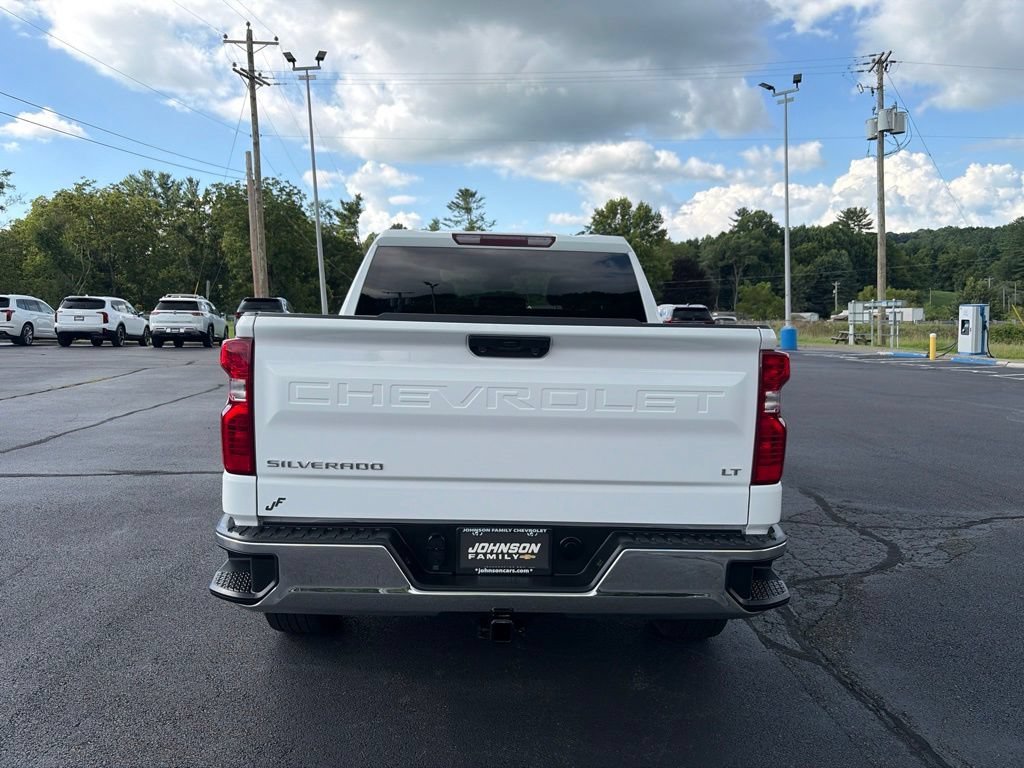 Used 2023 Chevrolet Silverado 1500 LT AWD/4WD image 9