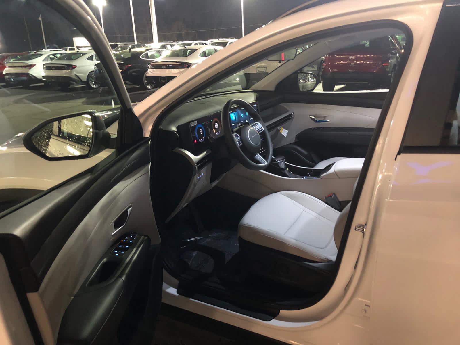 New 2026 Hyundai Tucson SEL image 7