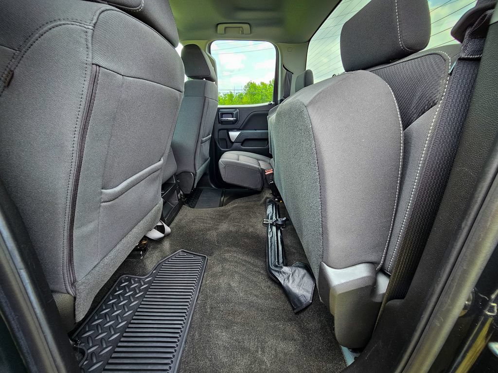Used 2018 Chevrolet Silverado 1500 LT w/ All Star Edition AWD/4WD image 33