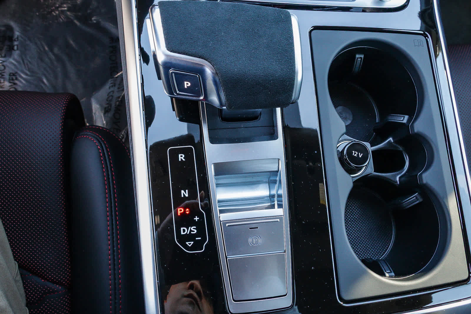 New 2025 Audi RS Q8 performance image 21