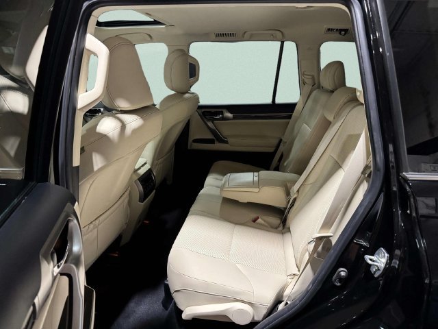 Certified 2023 Lexus GX 460 Premium w/ Premium Package AWD/4WD image 27