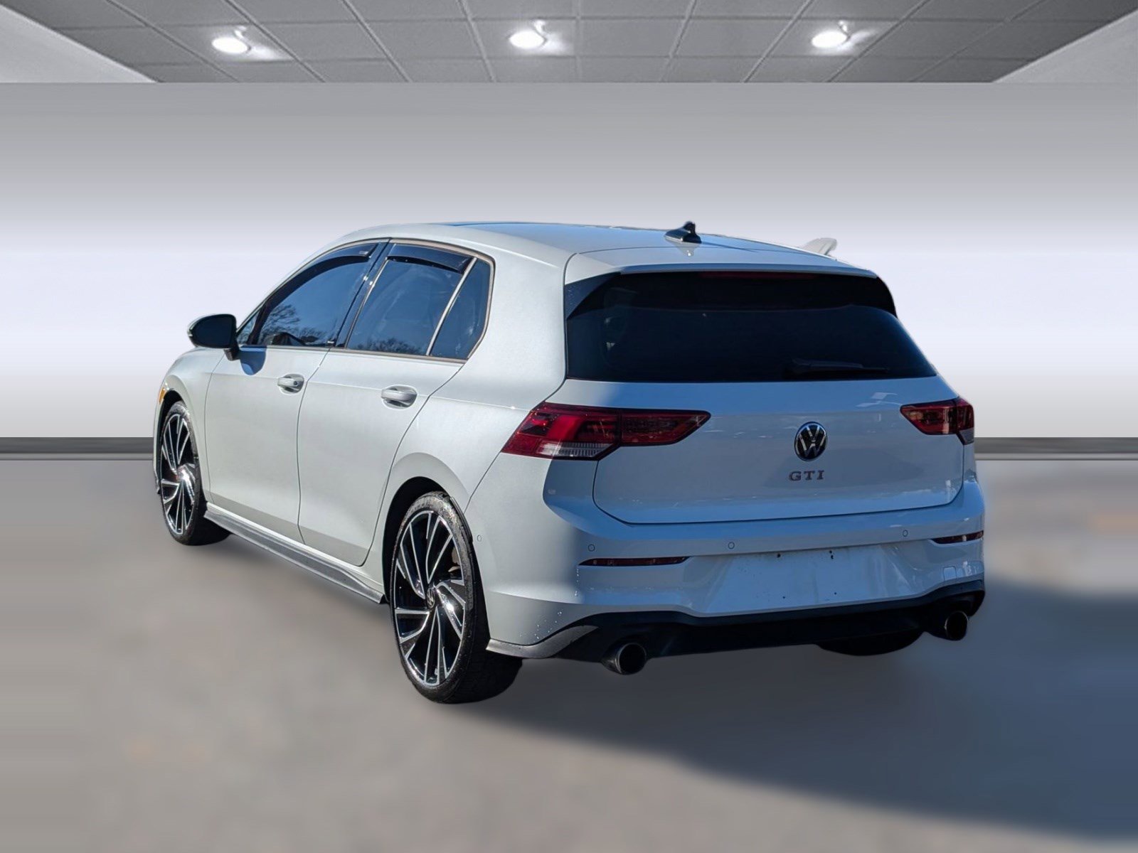 Used 2024 Volkswagen GTI Autobahn image 3