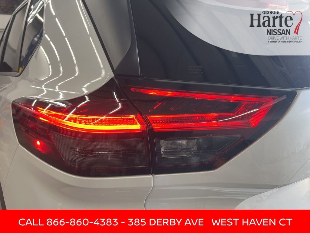 Certified 2025 Nissan Rogue S image 16