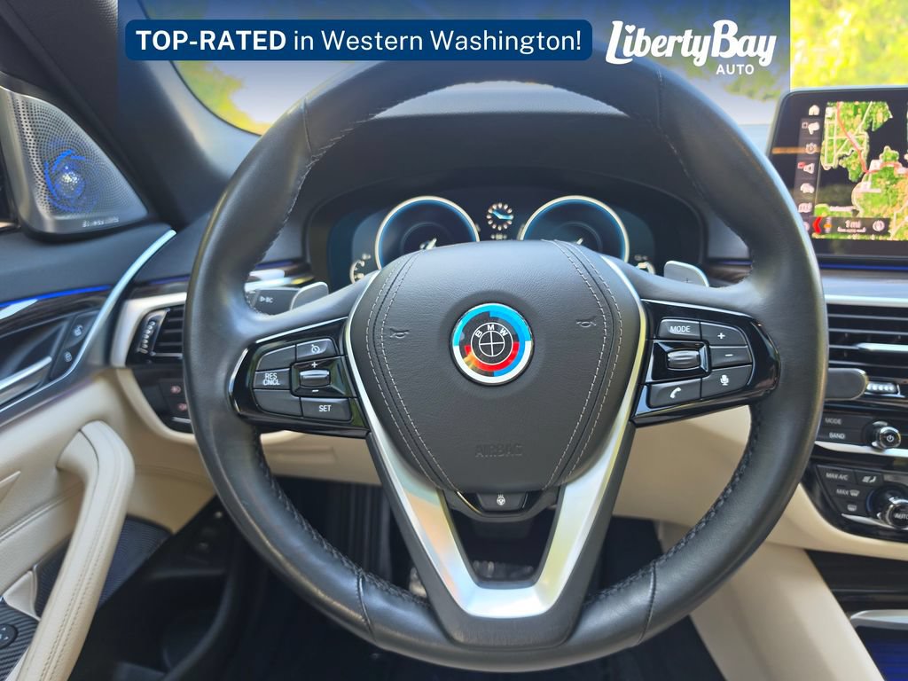 Used 2019 BMW 530e xDrive w/ Convenience Package AWD/4WD image 12