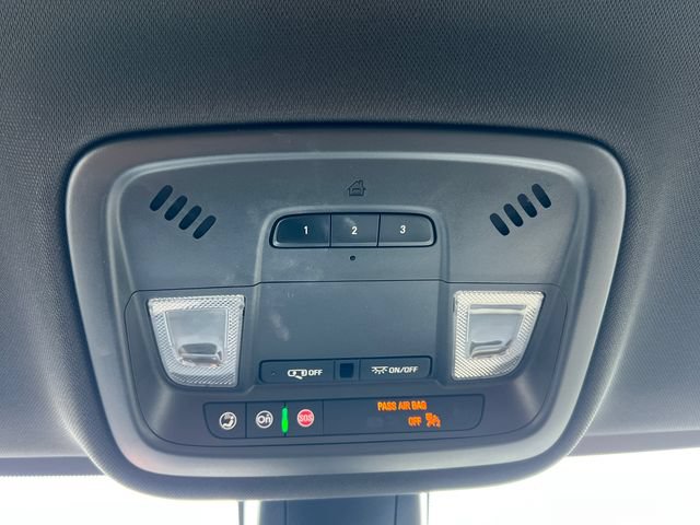 Certified 2023 Chevrolet Traverse LT w/ LT Premium Package AWD/4WD image 13