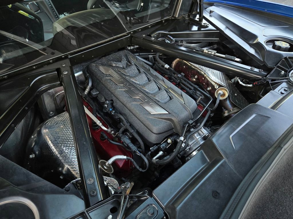 Used 2020 Chevrolet Corvette Stingray Premium Cpe w/ 3LT Preferred Equipment Group image 38
