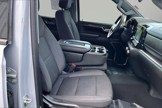 Used 2024 GMC Sierra 1500 Elevation AWD/4WD image 7