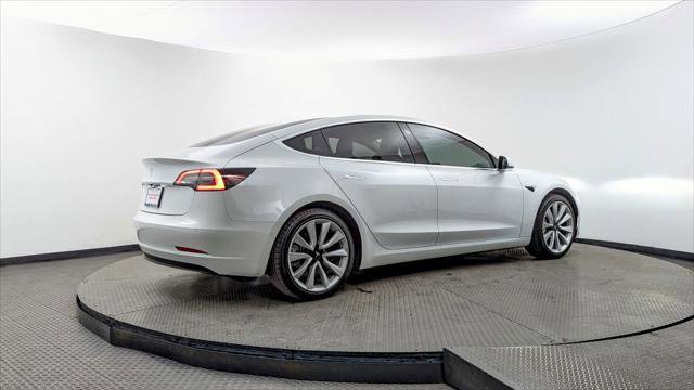 Used 2018 Tesla Model 3 Mid Range image 7