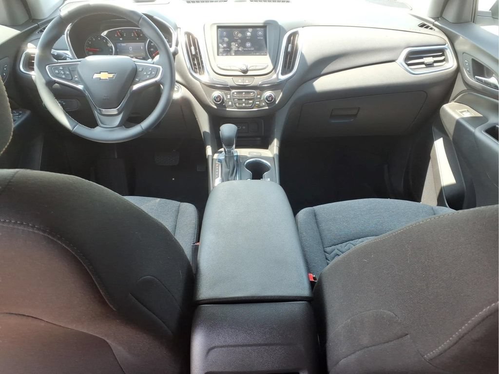 Certified 2024 Chevrolet Equinox LT w/ LPO, Floor Liner Package FWD image 7