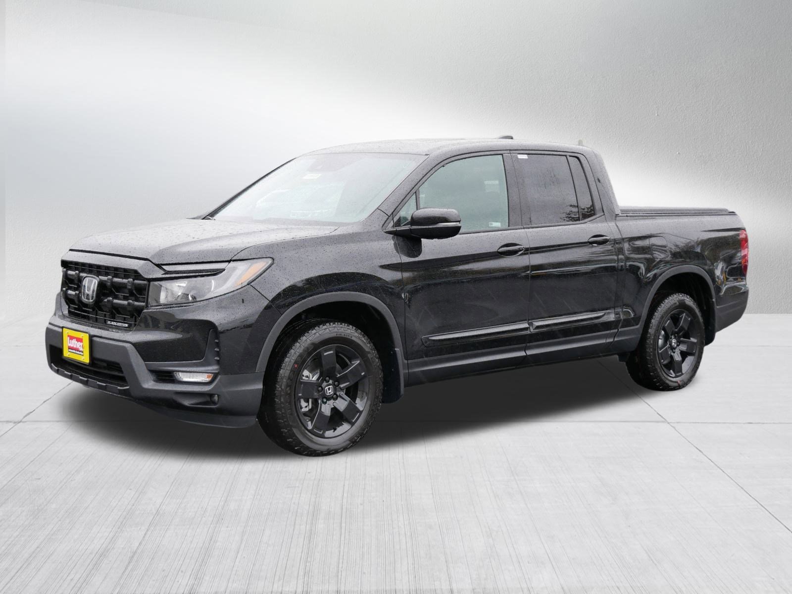 New 2026 Honda Ridgeline Black Edition image 3