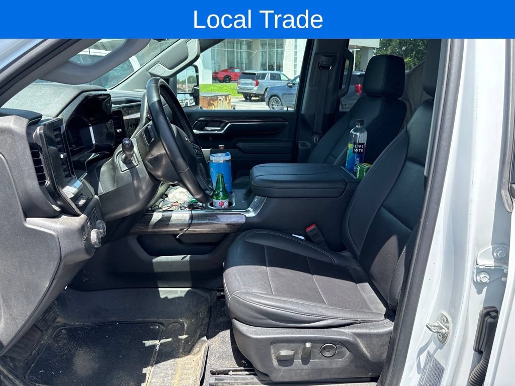 Used 2024 Chevrolet Silverado 2500 LTZ w/ LTZ Premium Package AWD/4WD image 11