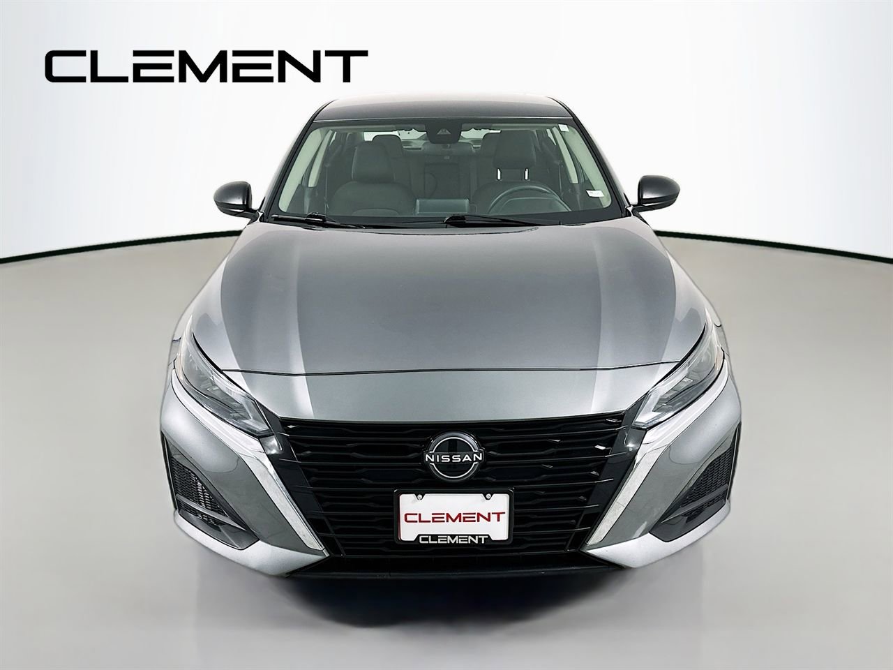 Used 2024 Nissan Altima 2.5 SV image 3