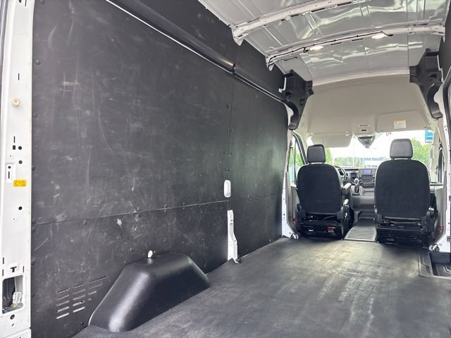 Used 2023 Ford Transit 250 148 High Roof w/ Load Area Protection Package RWD image 31