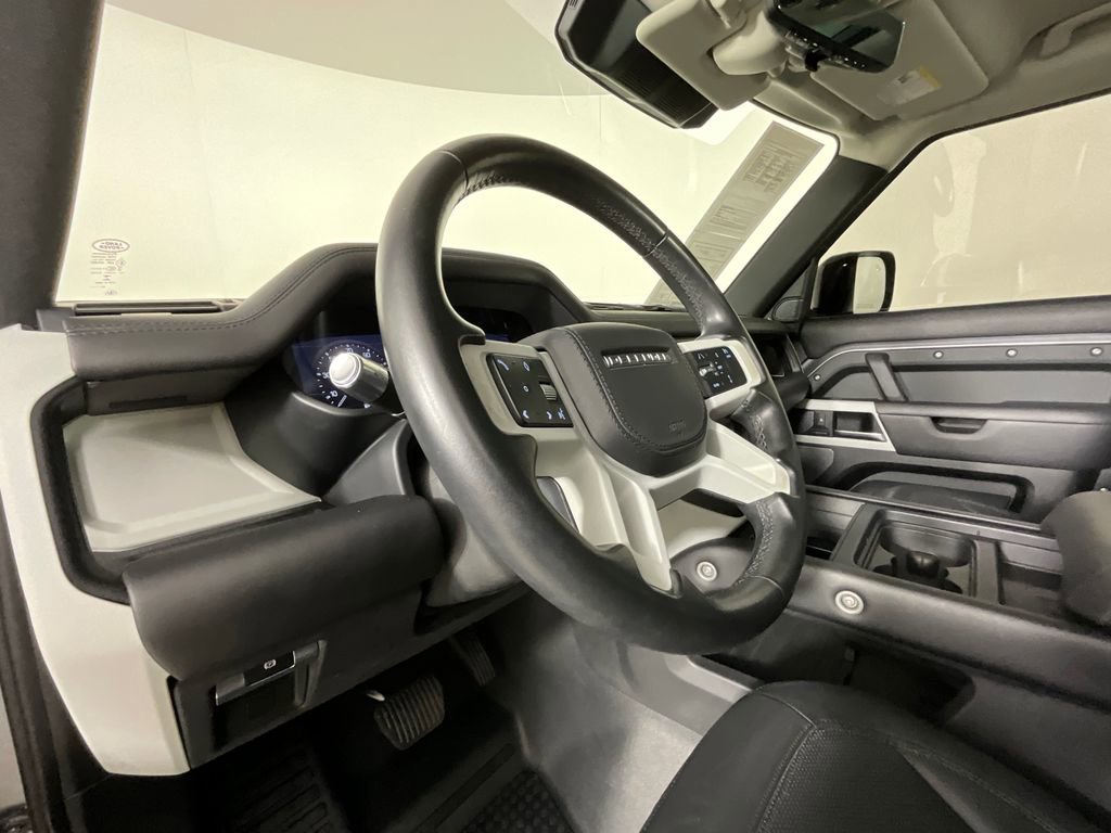 Used 2020 Land Rover Defender 110 HSE AWD/4WD image 15