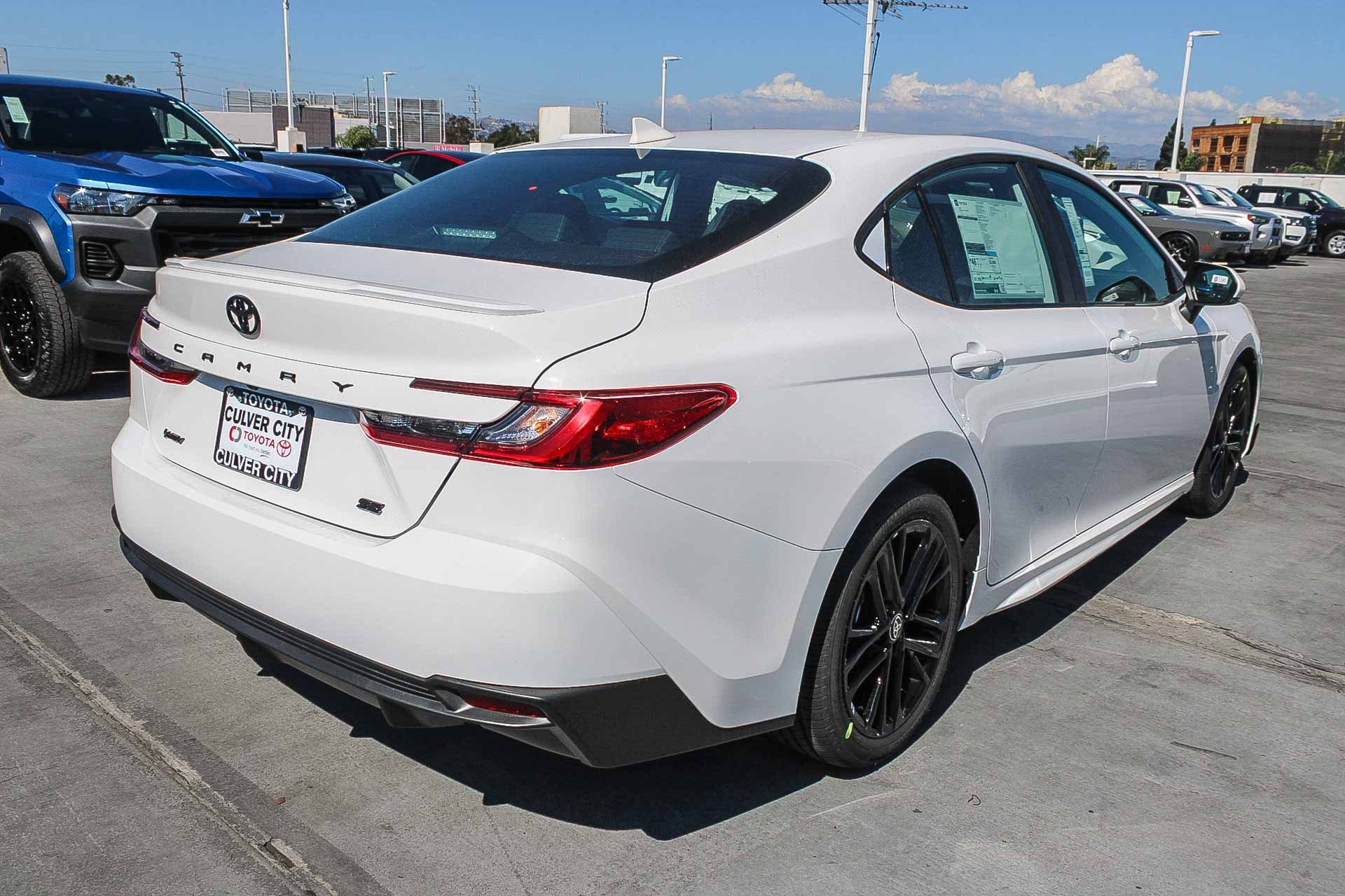 New 2026 Toyota Camry SE w/ Convenience Package FWD image 9