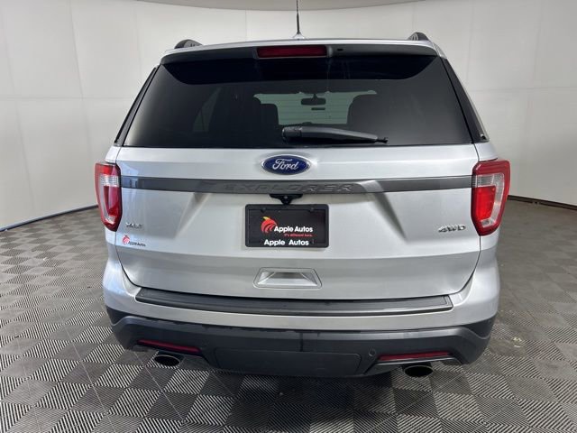 Certified 2018 Ford Explorer XLT w/ Equipment Group 202A AWD/4WD image 5