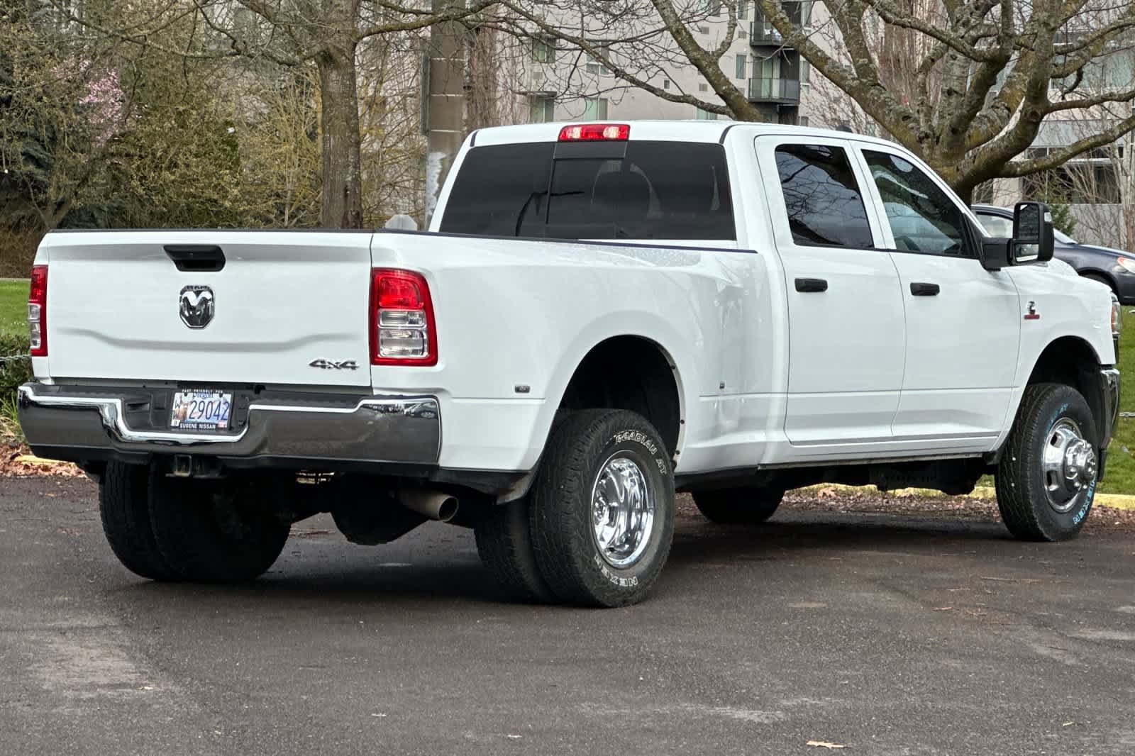 Used 2024 RAM 3500 Tradesman w/ Chrome Appearance Group image 2