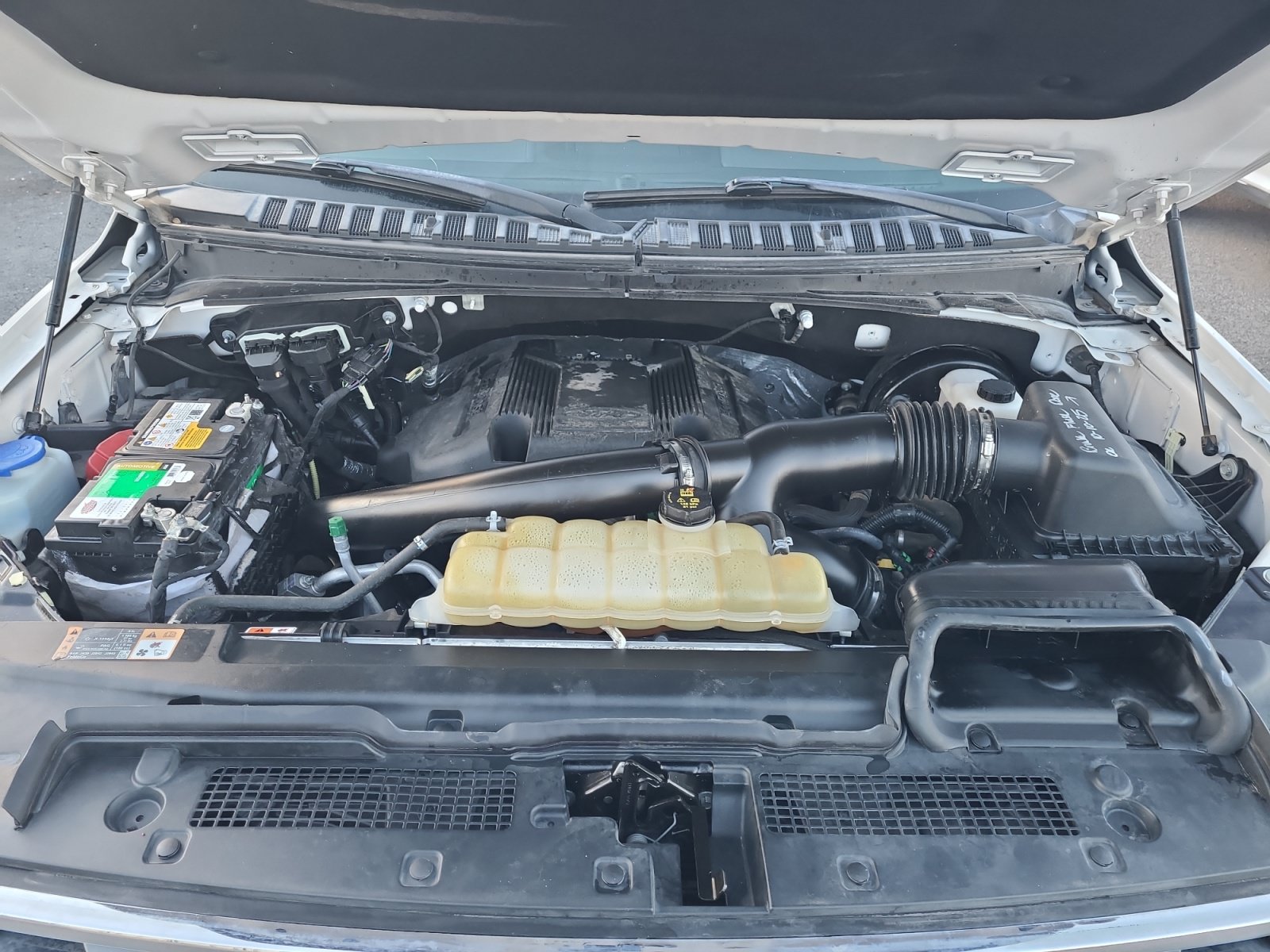 Used 2019 Ford Expedition XLT w/ Equipment Group 202A RWD image 32