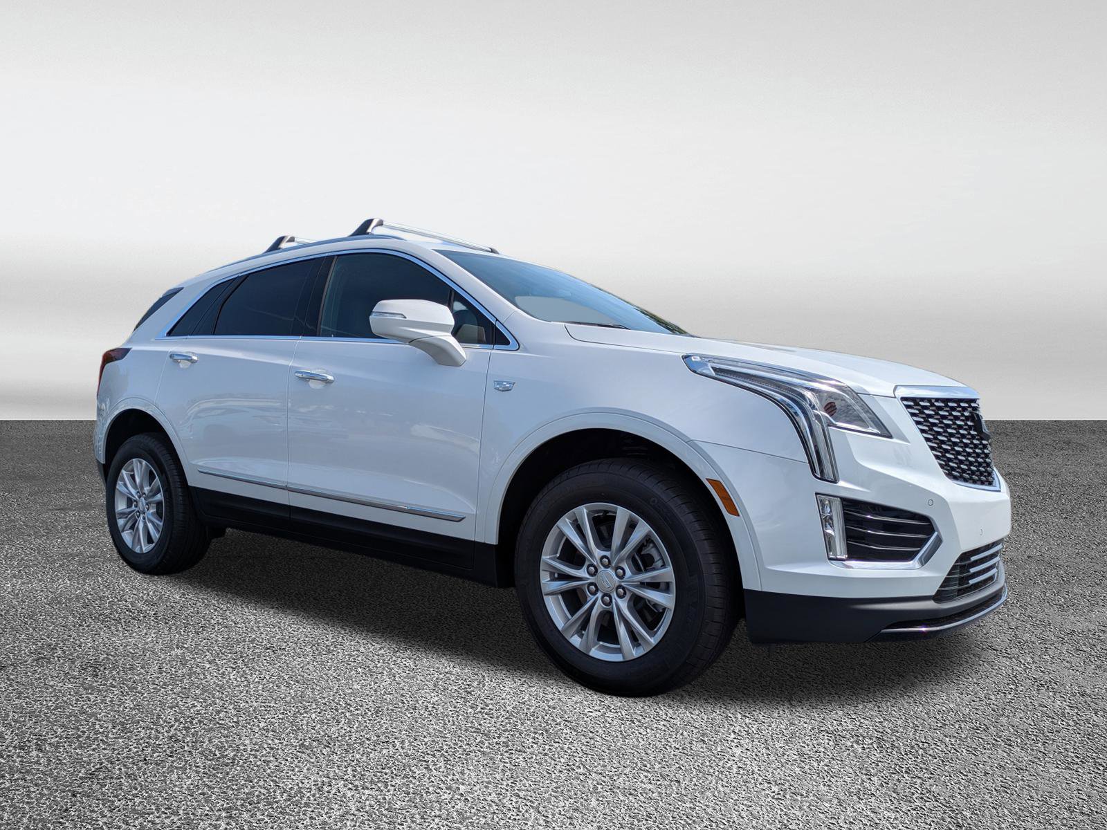 New 2026 Cadillac XT5 Luxury FWD image 3
