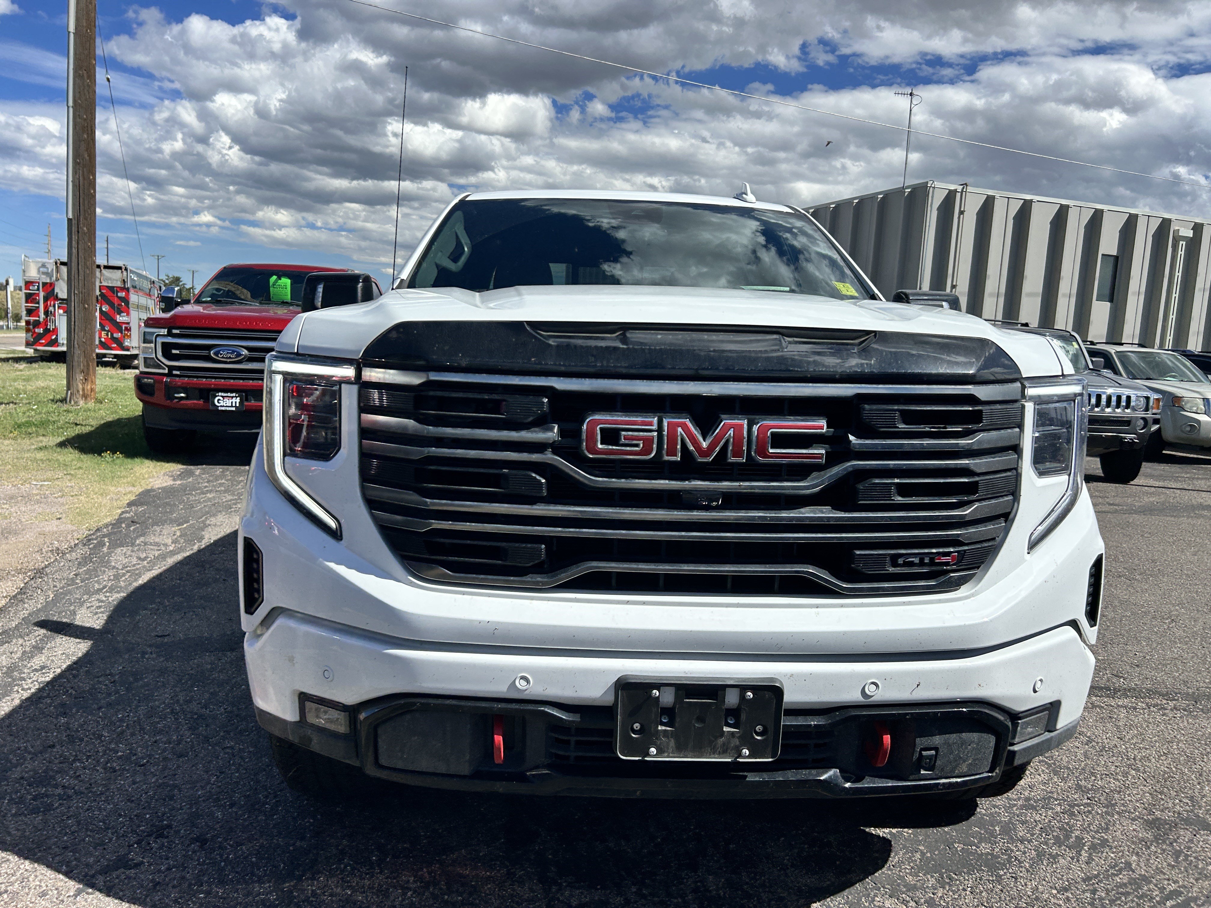 Used 2026 GMC Sierra 1500 AT4 w/ AT4 Premium Package AWD/4WD image 9