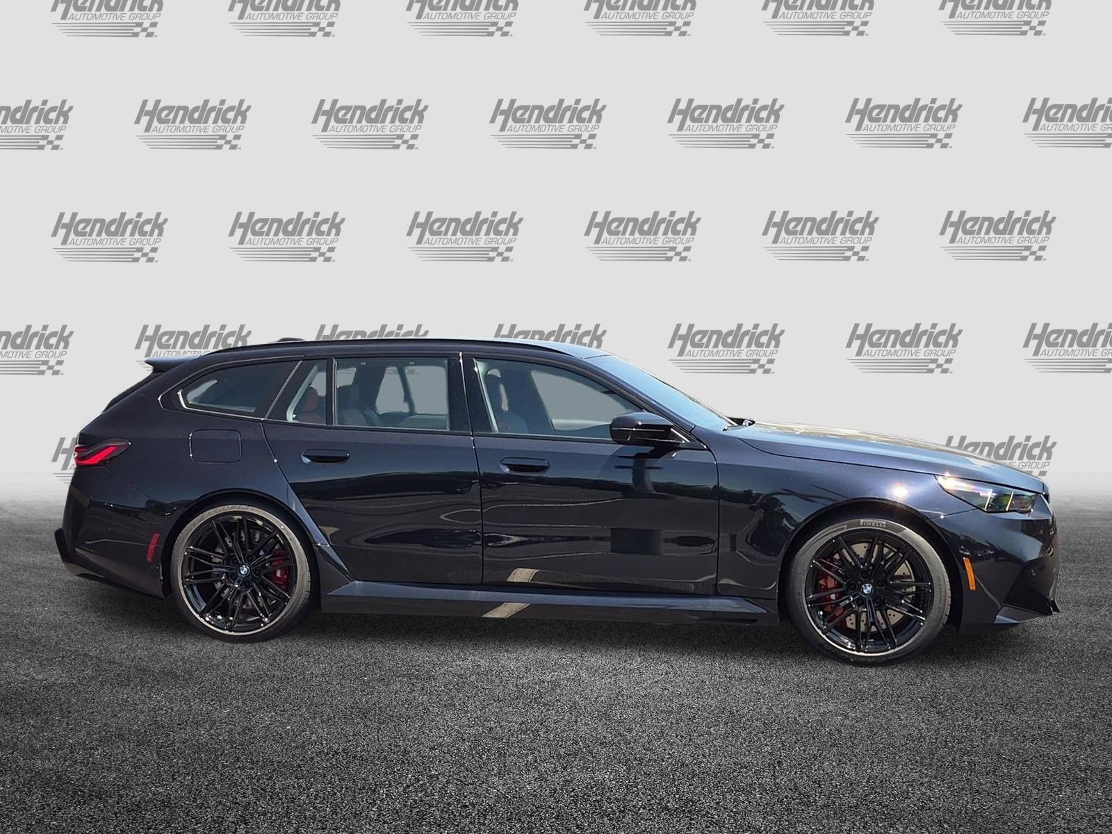 New 2027 BMW M5 Touring AWD/4WD image 11