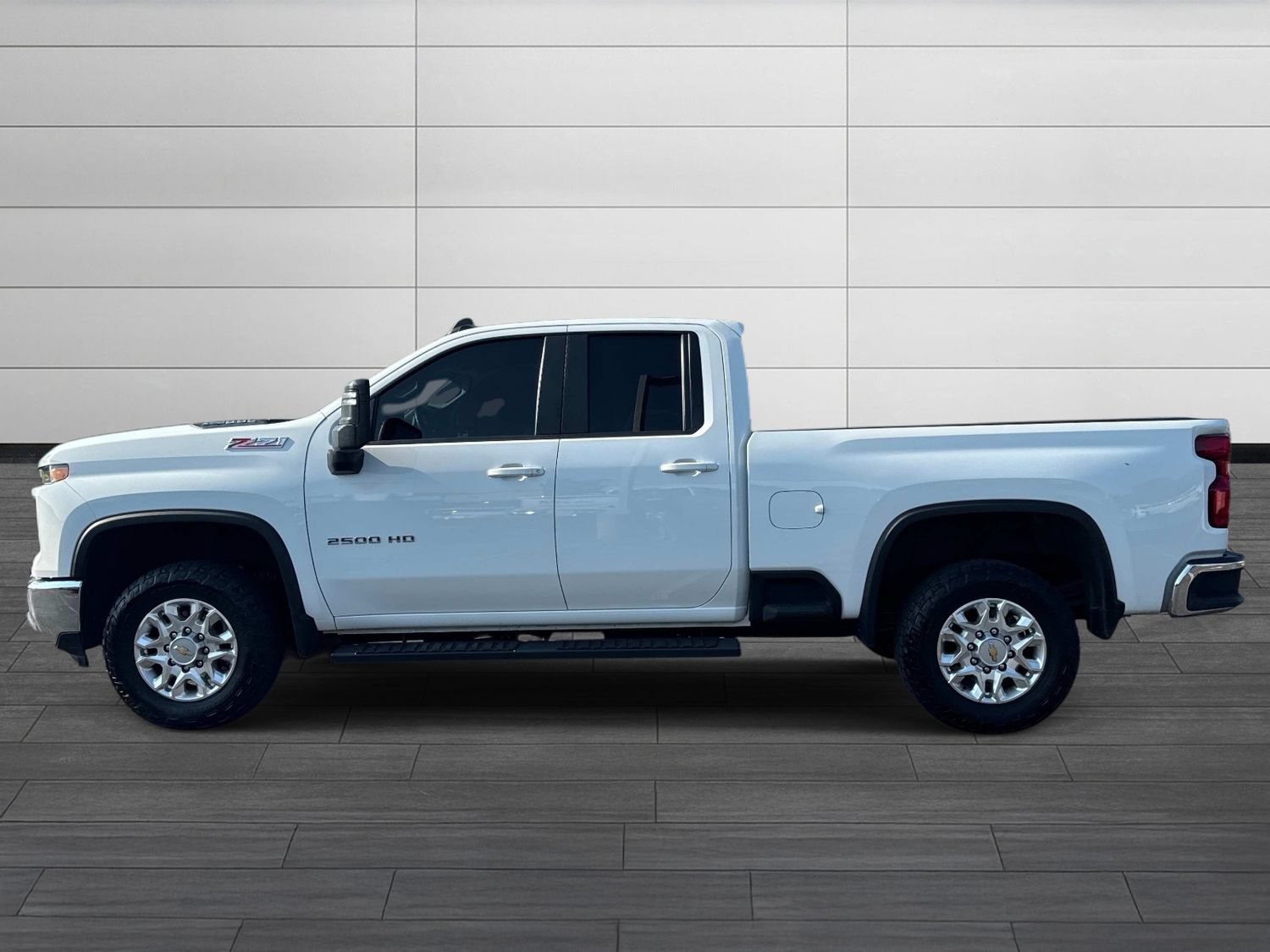 Used 2024 Chevrolet Silverado 2500 LT AWD/4WD image 9