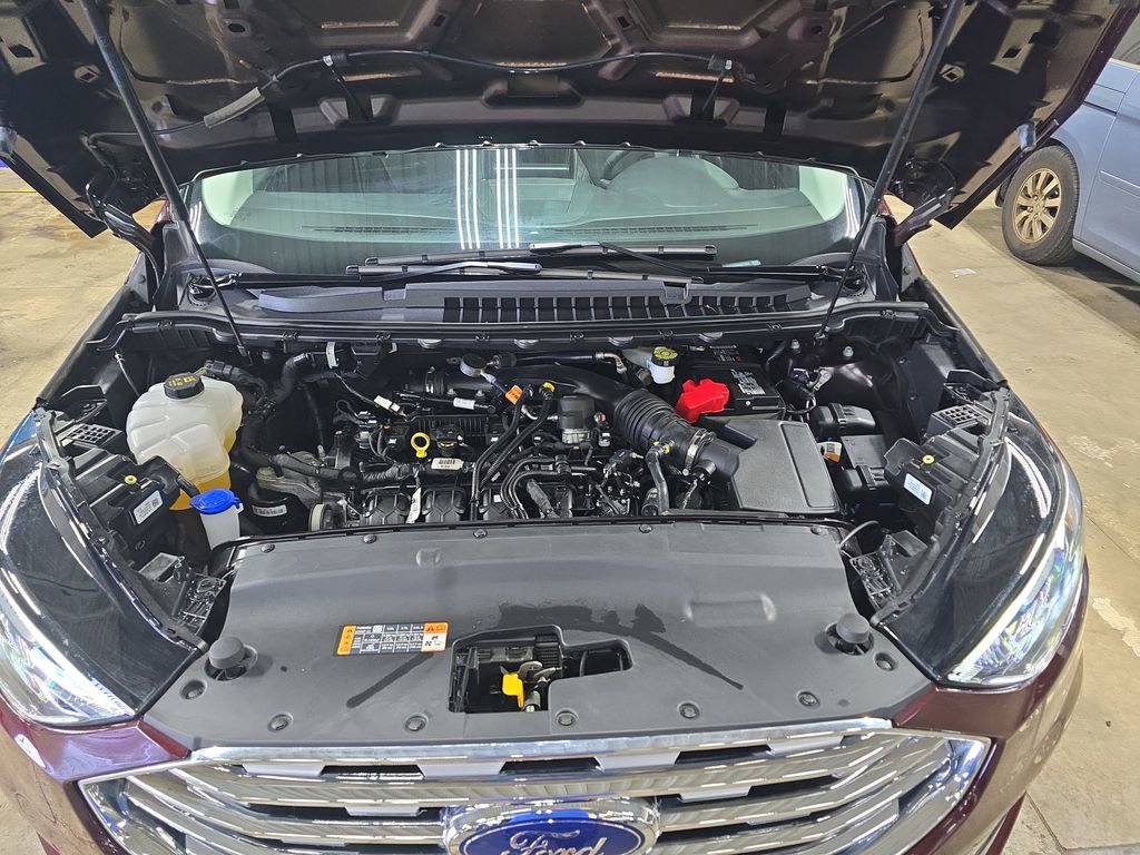 Used 2024 Ford Edge Titanium image 32