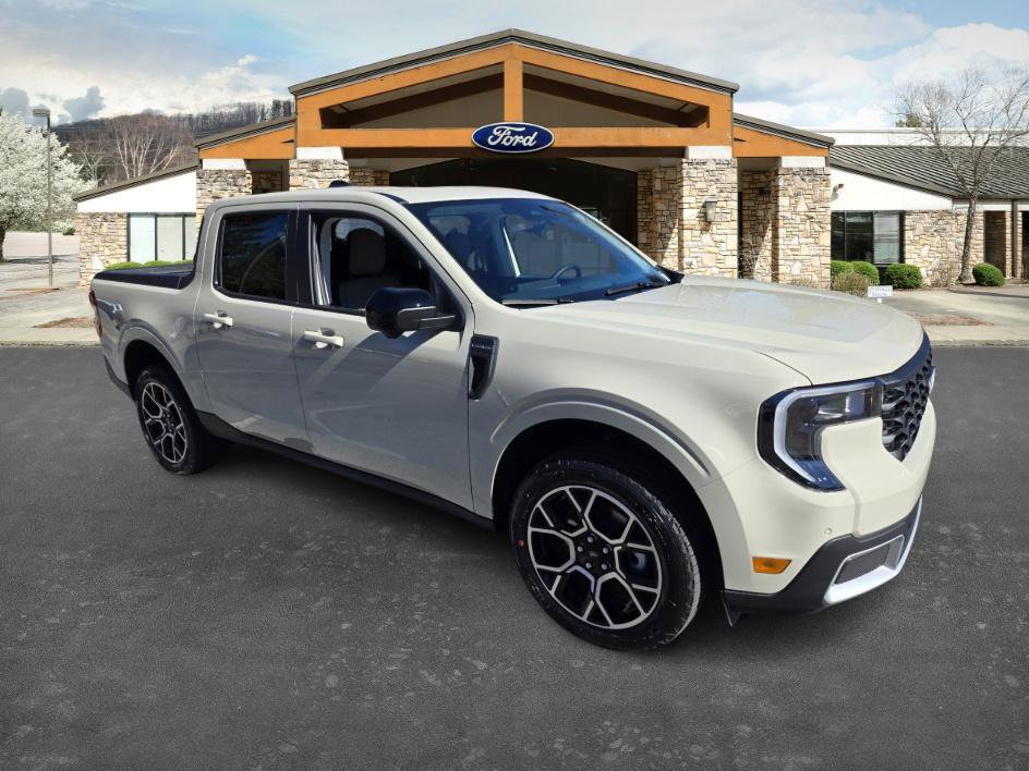 New 2025 Ford Maverick Lariat w/ 4K Tow Package image 3