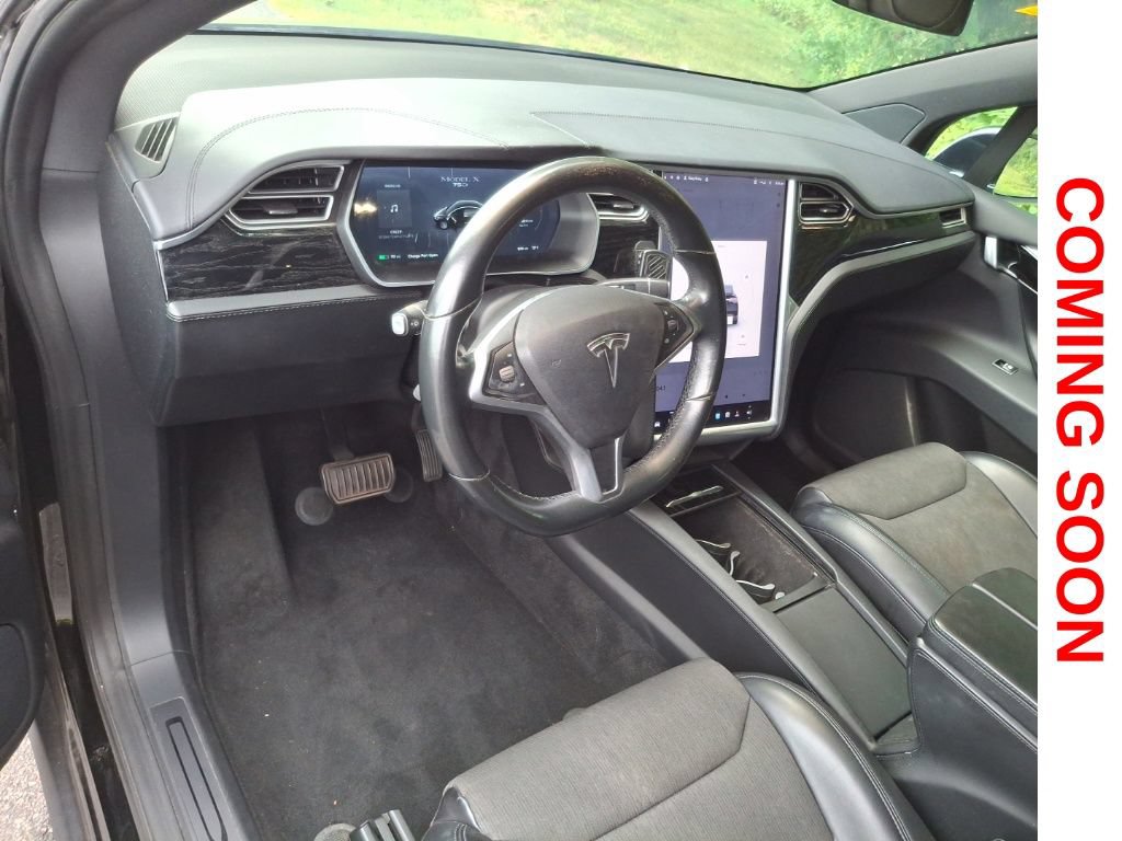 Used 2017 Tesla Model X 75D AWD/4WD image 10