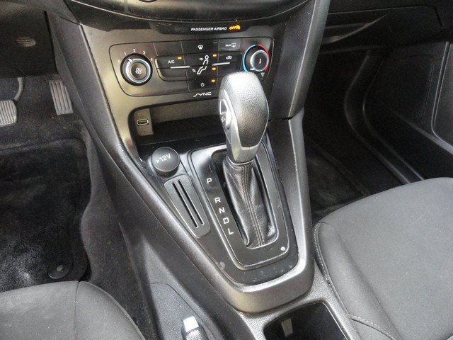 Used 2018 Ford Focus SE FWD image 12