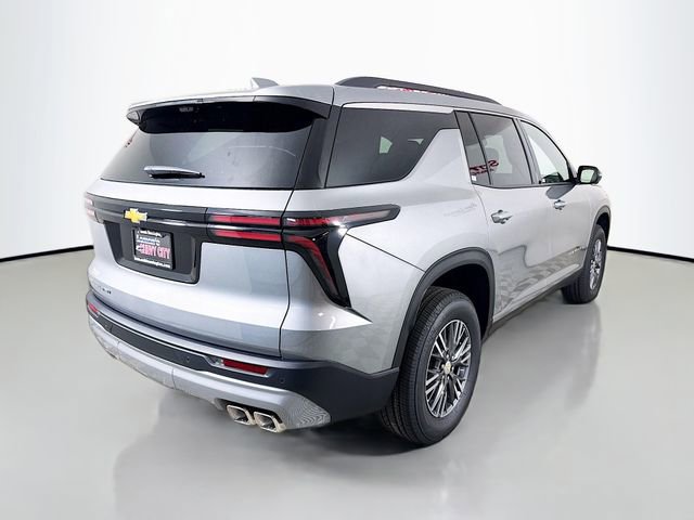 New 2026 Chevrolet Traverse LT w/ Driver Confidence Package AWD/4WD image 9