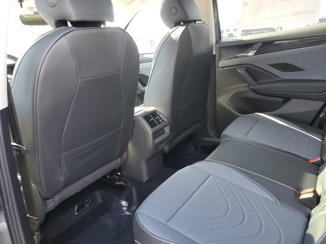New 2026 Volkswagen Tiguan SE AWD/4WD image 10