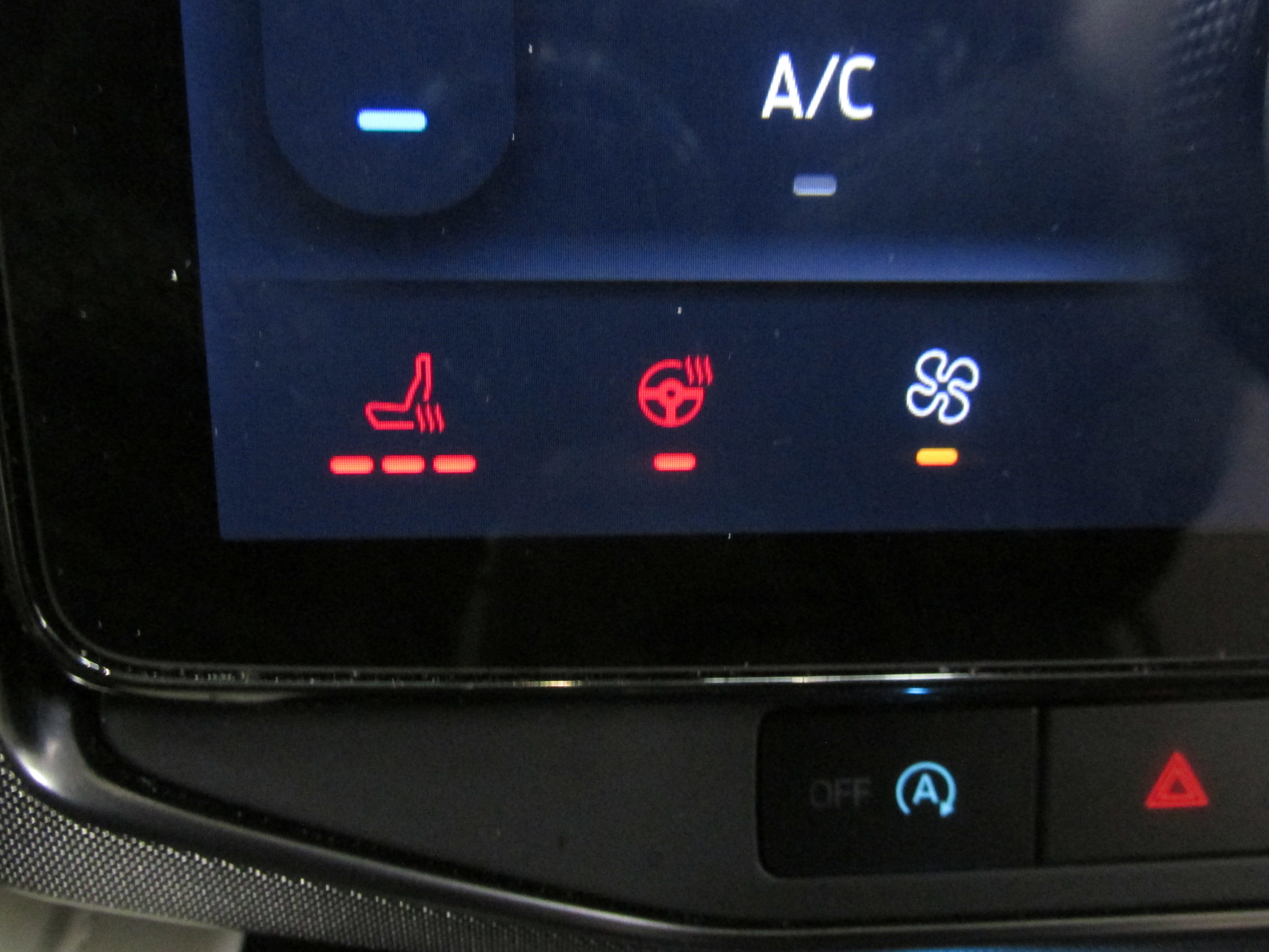 Used 2023 Ford Expedition Platinum image 39