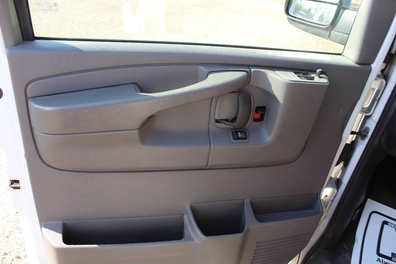 Used 2013 Chevrolet Express 3500 LT w/ LT Preferred Equipment Group image 19