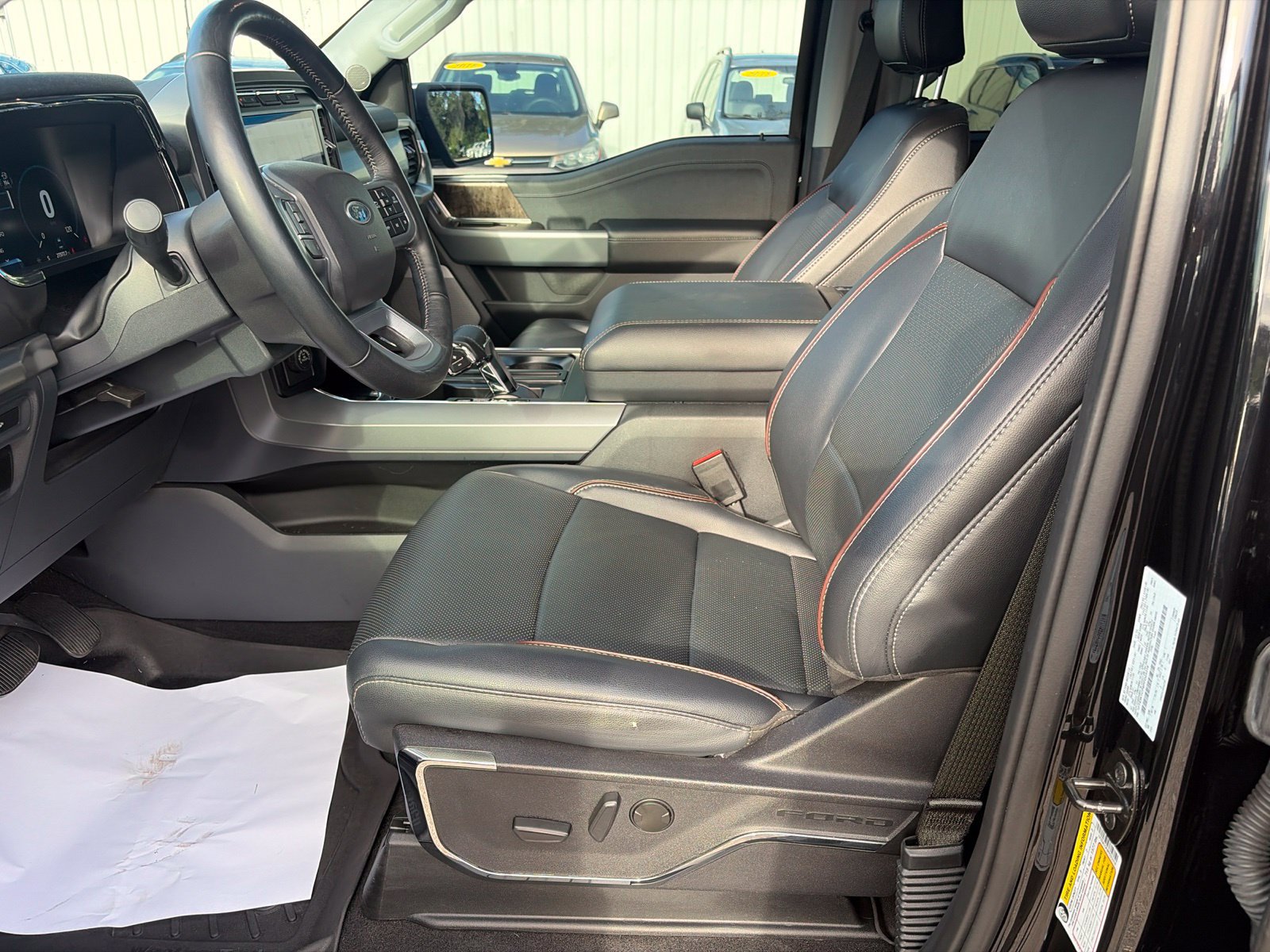 Used 2023 Ford F150 Lariat w/ Trailer Tow Package RWD image 21