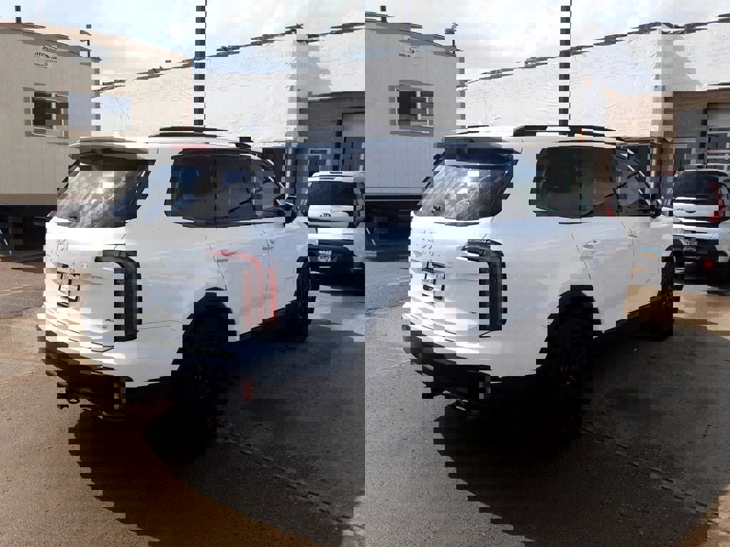 Used 2024 Kia Telluride EX X-Line image 5