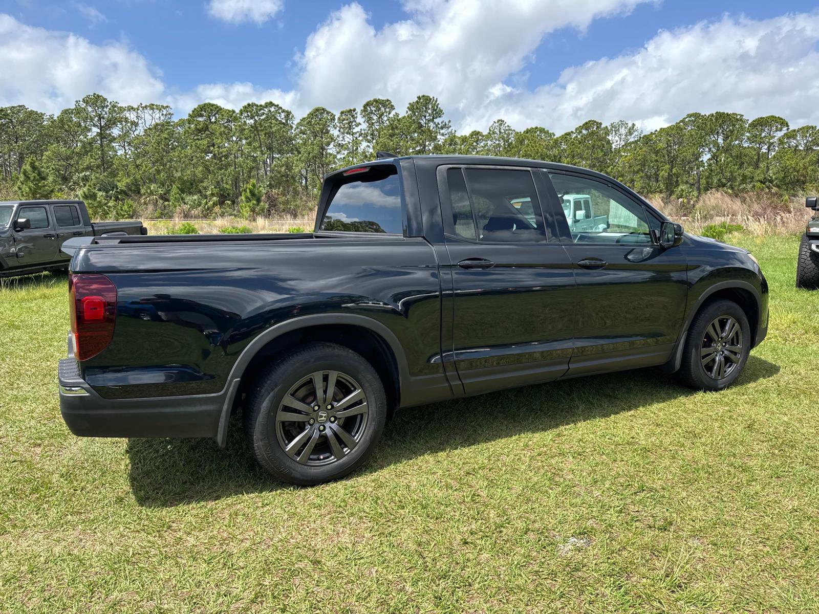 Used 2018 Honda Ridgeline Sport image 3