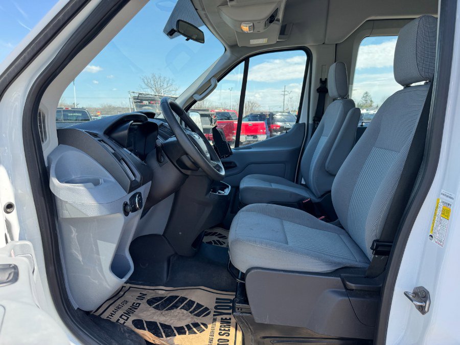 Used 2019 Ford Transit 150 XL image 15