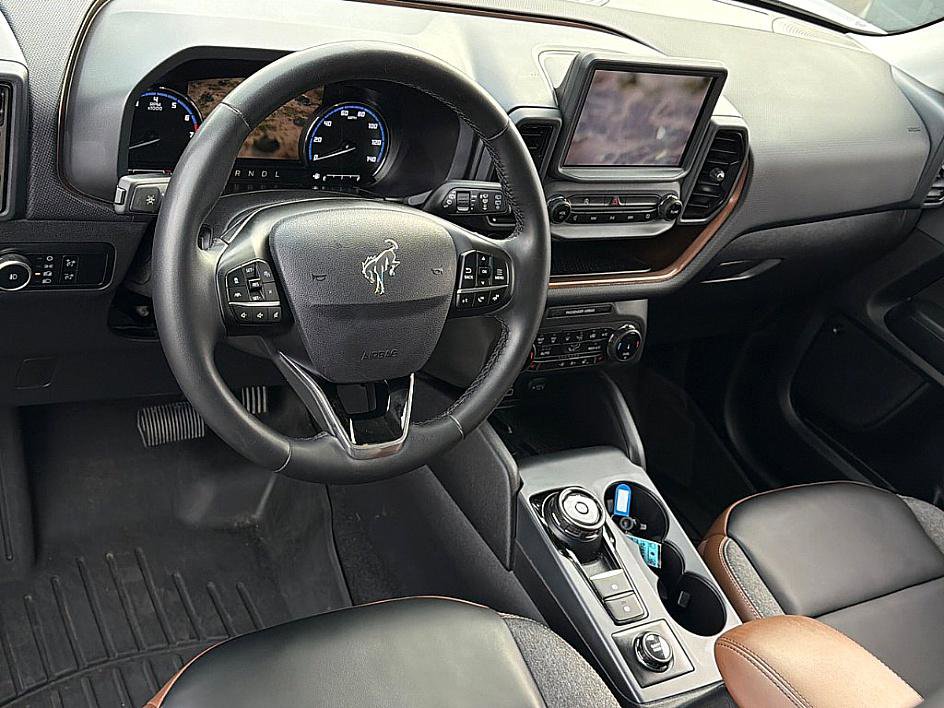 Used 2024 Ford Bronco Sport Outer Banks w/ Tech Package image 8