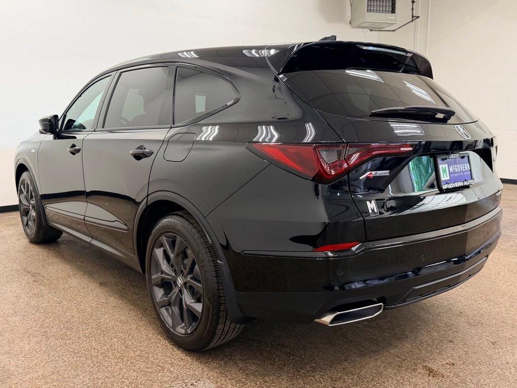 Used 2023 Acura MDX A-Spec AWD/4WD image 3