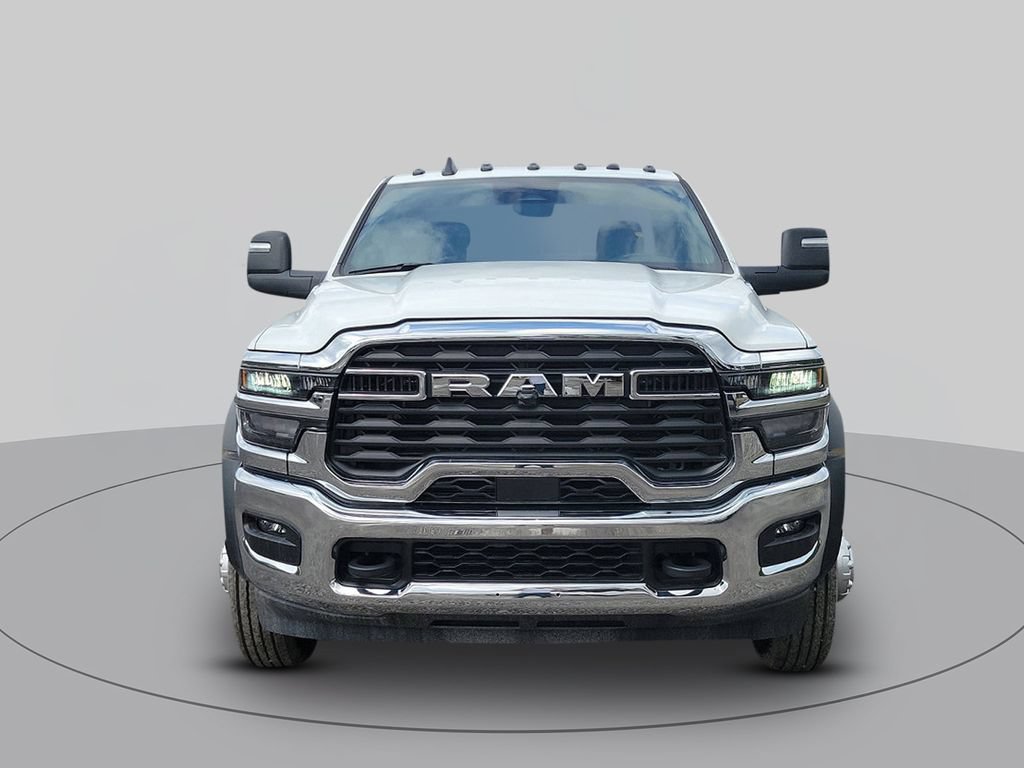 New 2025 RAM 5500 Tradesman AWD/4WD image 7
