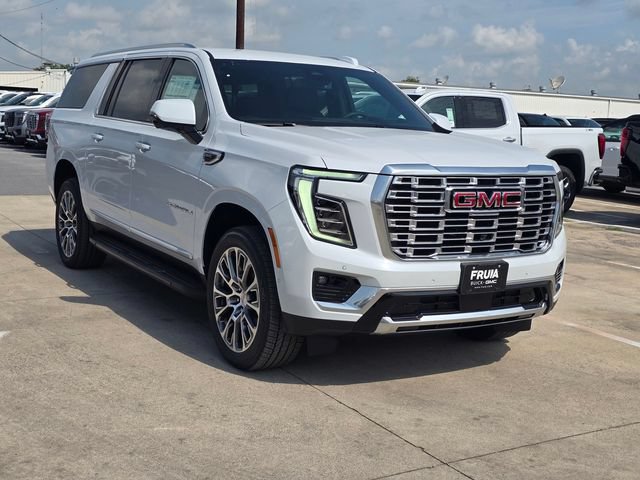 New 2026 GMC Yukon XL Denali RWD image 3