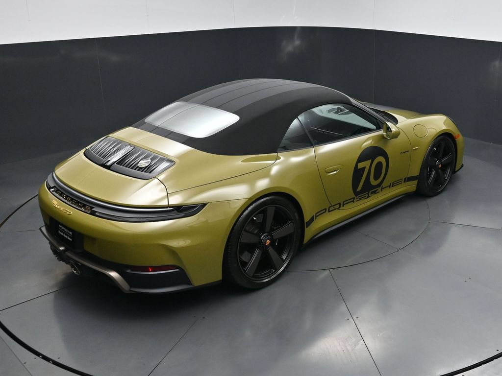 Certified 2026 Porsche 911 GTS RWD image 25
