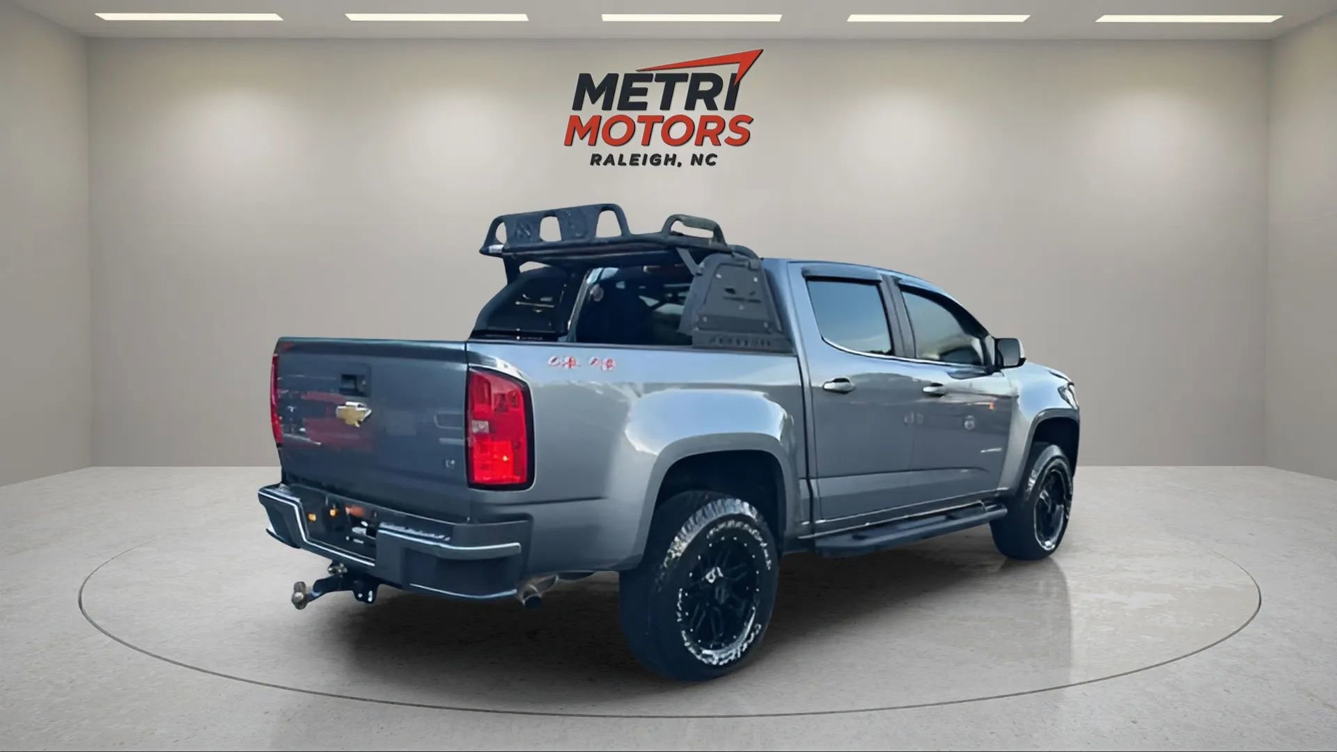 Used 2018 Chevrolet Colorado LT AWD/4WD image 10