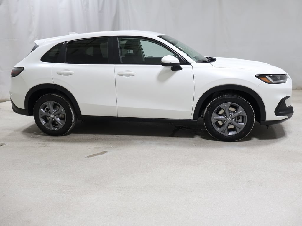 New 2027 Honda HR-V LX image 8